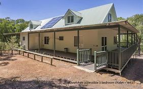 Sea Breeze West Chalet Yallingup